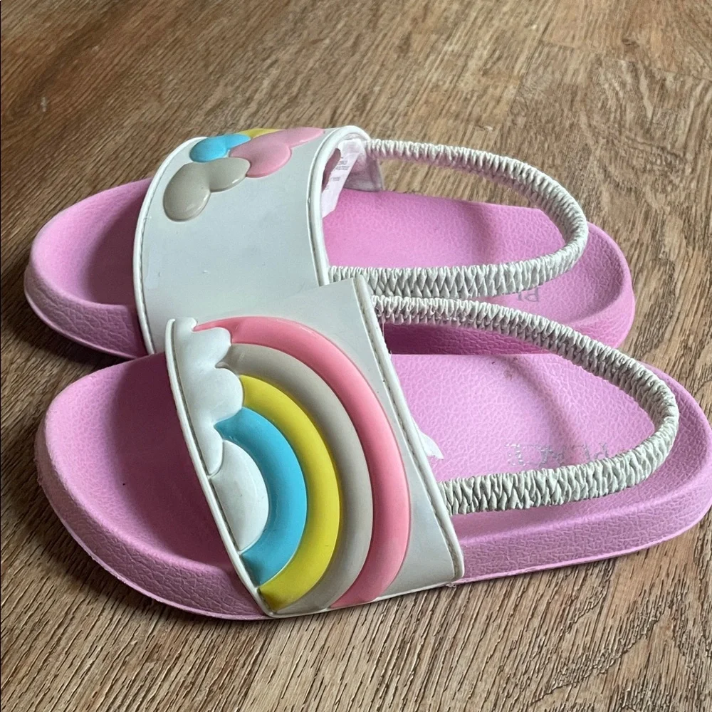 The Childrens Place Girls Pink Rainbow Heart Slide Sandals Backstrap Size 10T